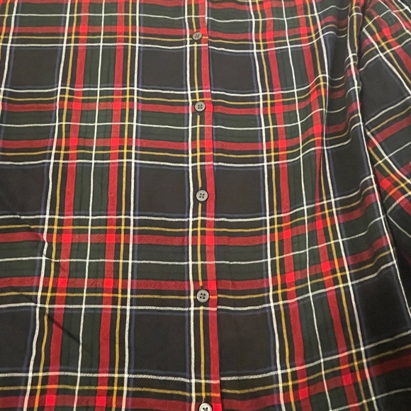 LOFT *Like New* Plaid Button Up Blouse with short bishop sleeves. Size M - Picture 6 of 7